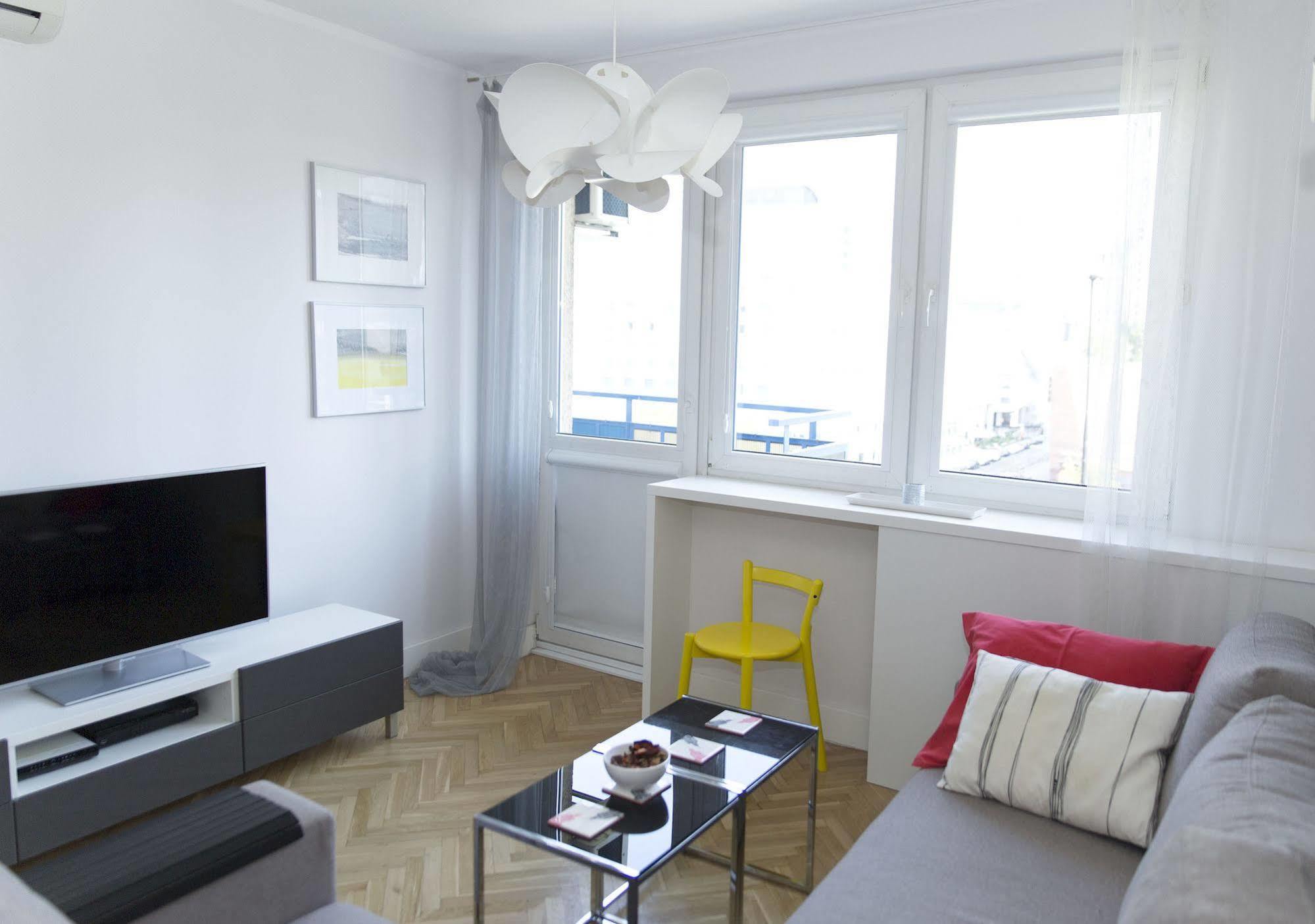 วอร์ซอเรนต์ อพาร์ตเมนต์ เซ็นทรัล Apartment ภายนอก รูปภาพ