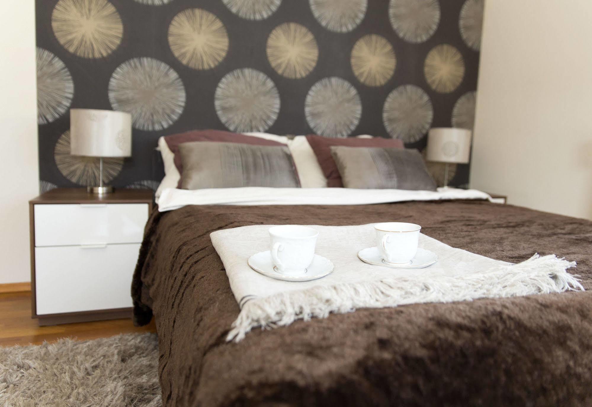 วอร์ซอเรนต์ อพาร์ตเมนต์ เซ็นทรัล Apartment ภายนอก รูปภาพ