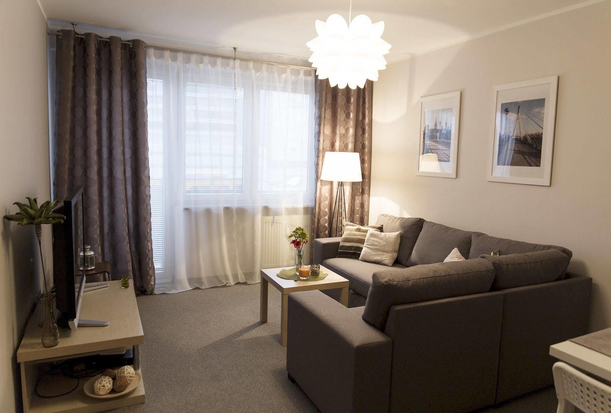 วอร์ซอเรนต์ อพาร์ตเมนต์ เซ็นทรัล Apartment ภายนอก รูปภาพ
