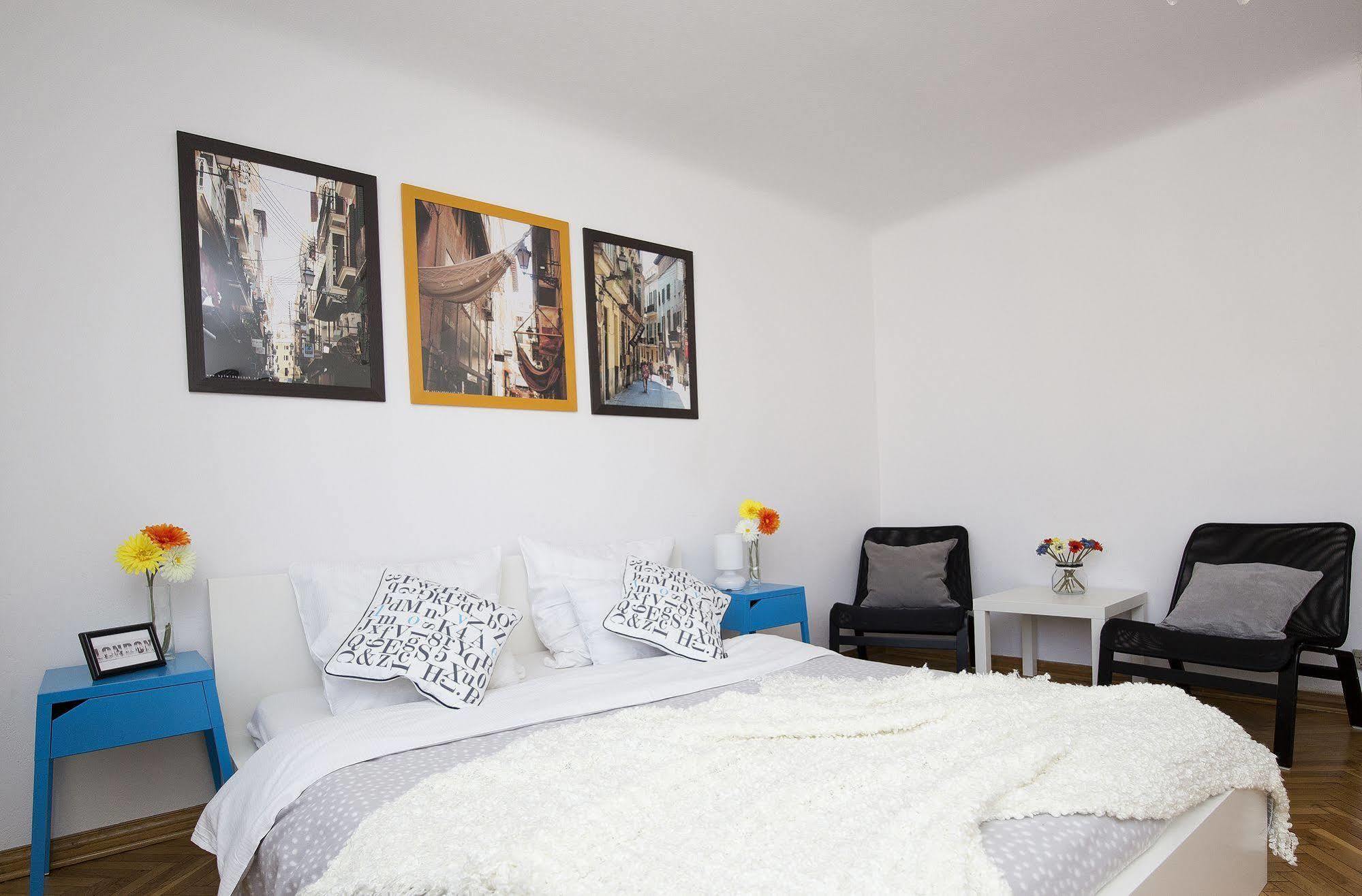 วอร์ซอเรนต์ อพาร์ตเมนต์ เซ็นทรัล Apartment ภายนอก รูปภาพ